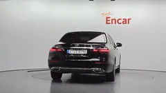 2022 Mercedes-Benz E-Class E350 4MATIC Avantgarde — фото 4