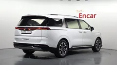 2023 Kia Carnival Diesel 7-Seater Noblesse — фото 2