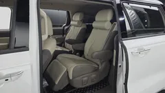 2023 Kia Carnival Diesel 7-Seater Noblesse — фото 11