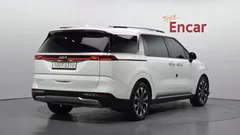 2023 Kia Carnival Diesel 9-Seater Signature, белый — фото 2