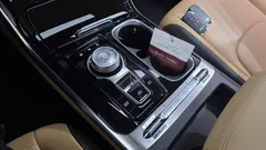 2023 Kia Carnival Diesel 9-Seater Signature, белый — фото 9