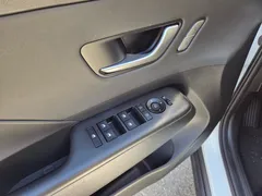 2023 Hyundai Kona Inspiration — фото 17