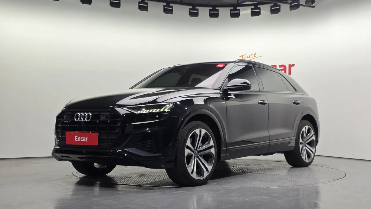 2023 Audi Q8 55 TFSI Quattro Premium