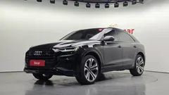 2023 Audi Q8 55 TFSI Quattro Premium — фото 1