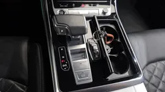 2023 Audi Q8 55 TFSI Quattro Premium — фото 9