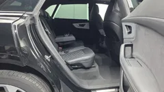 2023 Audi Q8 55 TFSI Quattro Premium — фото 12