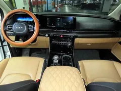 2023 Kia Carnival Gasoline 11-Seater Signature — фото 10