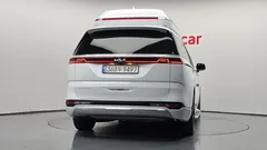 2023 Kia Carnival Gasoline 9-Seater Hi-Limousine — фото 4