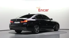 2023 BMW 5-Series 520i M Sport — фото 2