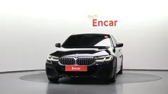 2023 BMW 5-Series 520i M Sport — фото 3