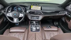 2022 BMW 7-Series 740i M Sport — фото 7
