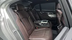 2022 BMW 7-Series 740i M Sport — фото 11