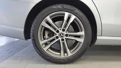 2022 Mercedes-Benz E-Class E350 4MATIC Avantgarde — фото 5