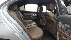 2022 Mercedes-Benz E-Class E350 4MATIC Avantgarde — фото 12