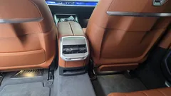 2023 BMW 7-Series 740i sDrive Design Pure Excellence — фото 18
