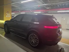 2023 Porsche Cayenne 3.0 PLATINUM EDITION — фото 3
