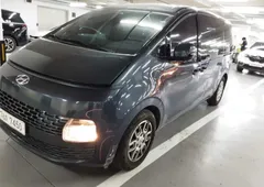2022 Hyundai Staria Tourer 11-Seater — фото 2