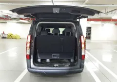 2022 Hyundai Staria Tourer 11-Seater — фото 10