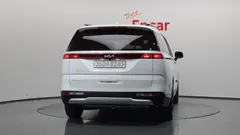 2023 Kia Carnival Gasoline 9-Seater Prestige, белый — фото 4