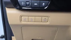 2023 Kia Carnival Gasoline 9-Seater Prestige, белый — фото 20