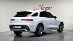 2023 Genesis GV70 2.5T Gasoline 2WD — фото 2