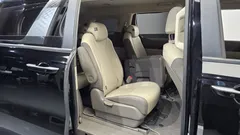 2023 Kia Carnival Diesel 11-Seater Prestige — фото 11