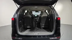 2023 Kia Carnival Diesel 11-Seater Prestige — фото 17