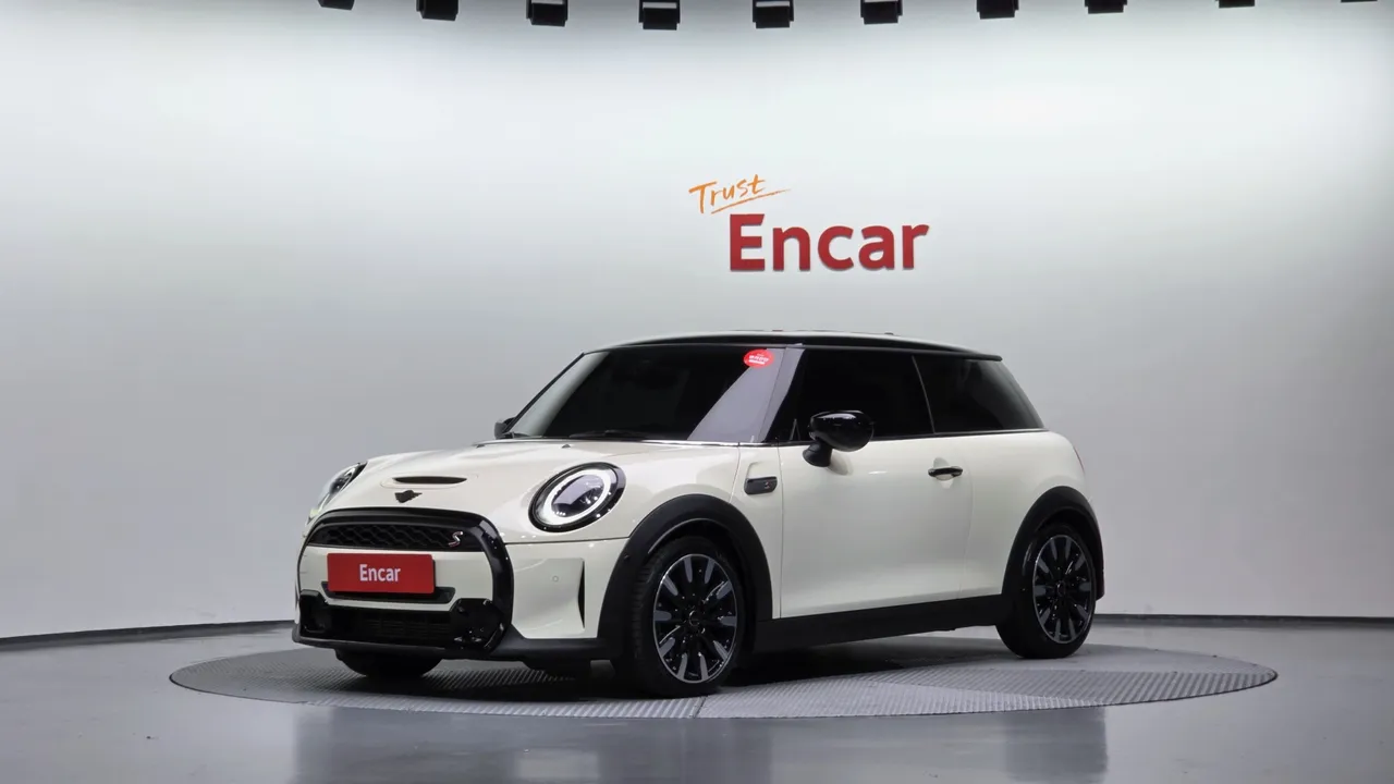 2023 Mini Cooper Classic