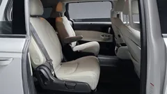 2023 Kia Carnival Diesel 7-Seater Outdoor — фото 11