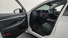 2023 Hyundai Sonata 2.0 — фото 10