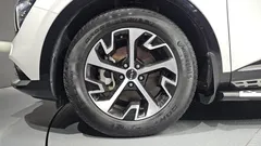 2023 Kia Sportage Signature 2WD — фото 5