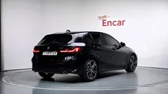 2022 BMW 1-Series 120i M Sports — фото 2