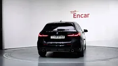 2022 BMW 1-Series 120i M Sports — фото 4