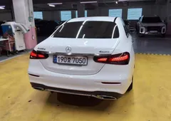 2022 Mercedes-Benz E-Class E220d 4MATIC AMG Line — фото 3
