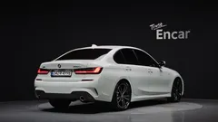 2022 BMW 3-Series 320d xDrive M Sport — фото 2