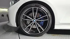2022 BMW 3-Series 320d xDrive M Sport — фото 5