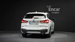 2022 BMW X1 xDrive 20i M Sport — фото 4