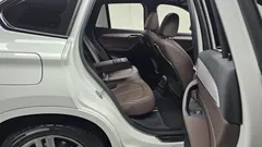 2022 BMW X1 xDrive 20i M Sport — фото 11