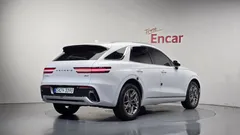 2023 Genesis GV70 2.5T Gasoline AWD — фото 2