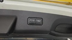 2022 Kia Carnival Diesel 9-Seater Signature — фото 20