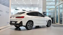 2023 BMW X4 xDrive20i M Sport — фото 4
