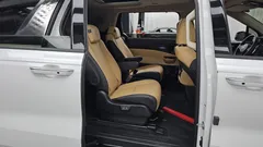 2023 Kia Carnival Diesel 9-Seater Signature — фото 11