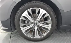 2022 Kia K8 Signature — фото 5