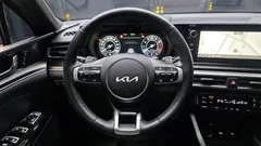 2023 Kia K5 2.0, серый — фото 13