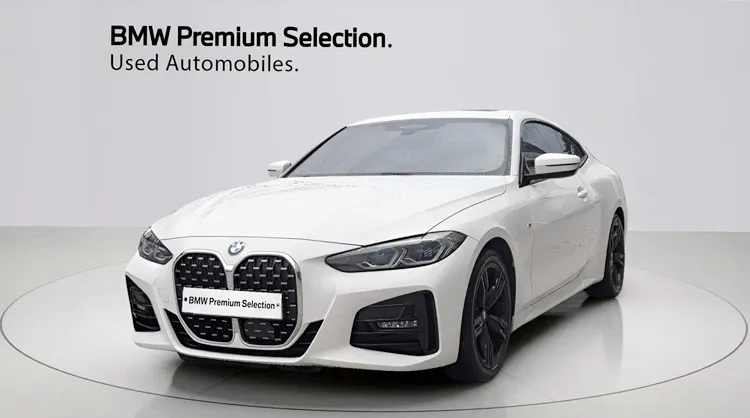 2022 BMW 4-Series 420i M Sport Performance Coupe