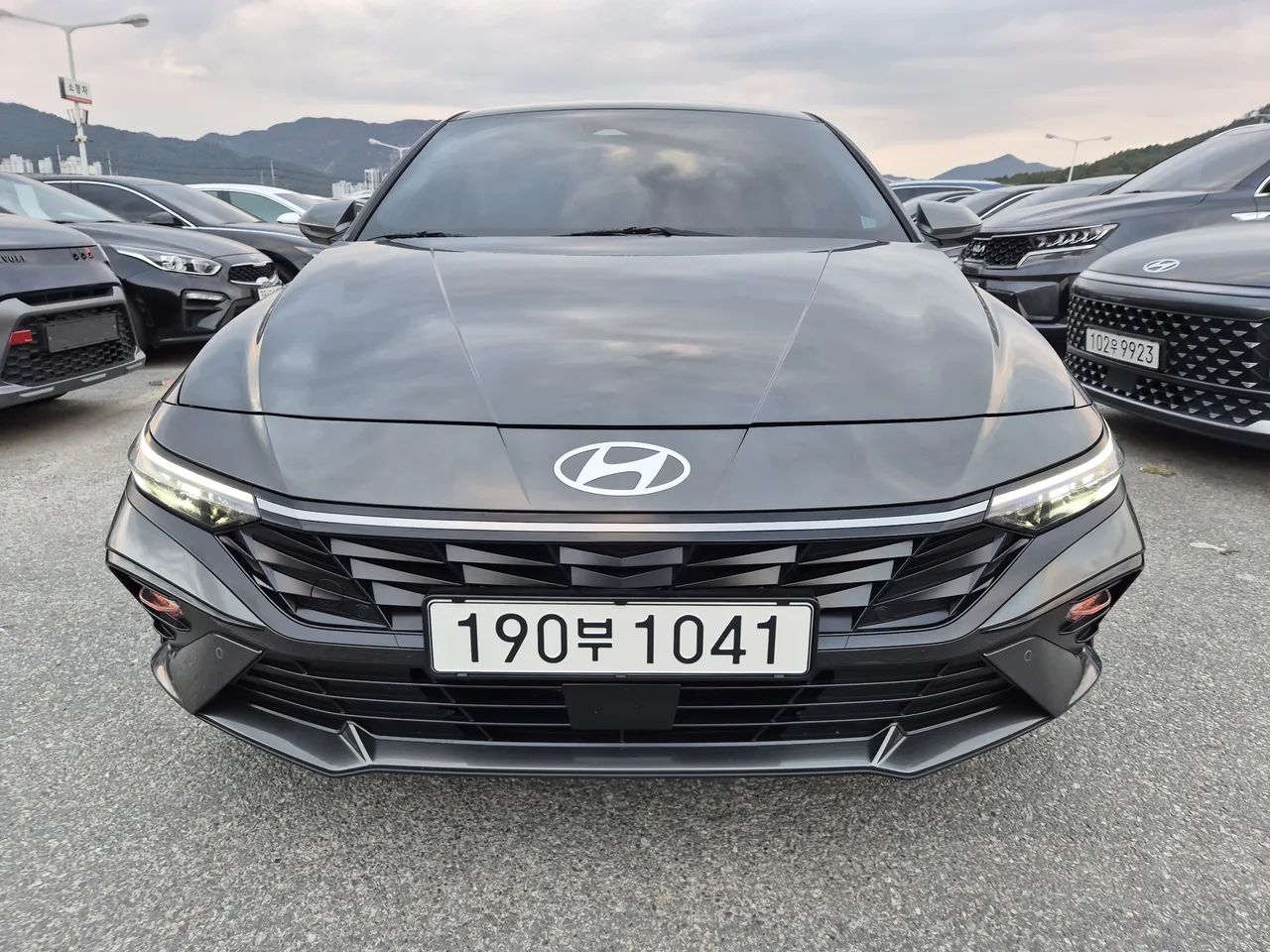 2024 Hyundai Avante Modern