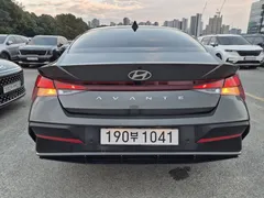 2024 Hyundai Avante Modern, серый — фото 5