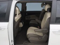 2023 Kia Carnival Diesel 9-Seater Prestige — фото 9