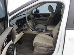 2023 Kia Carnival Diesel 9-Seater Prestige — фото 18