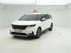 2023 Kia Carnival Diesel 9-Seater Prestige — фото 20